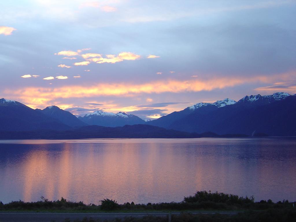 Milford Road Apartments Te Anau Exterior photo